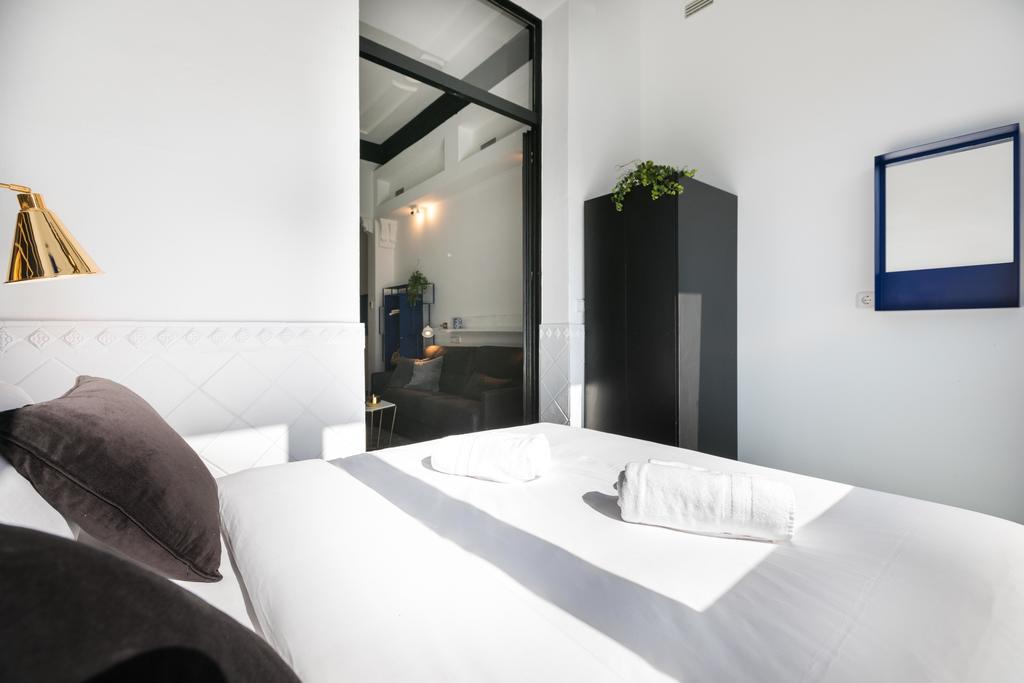 El Consell By The Streets Apartment Barcelona Ngoại thất bức ảnh