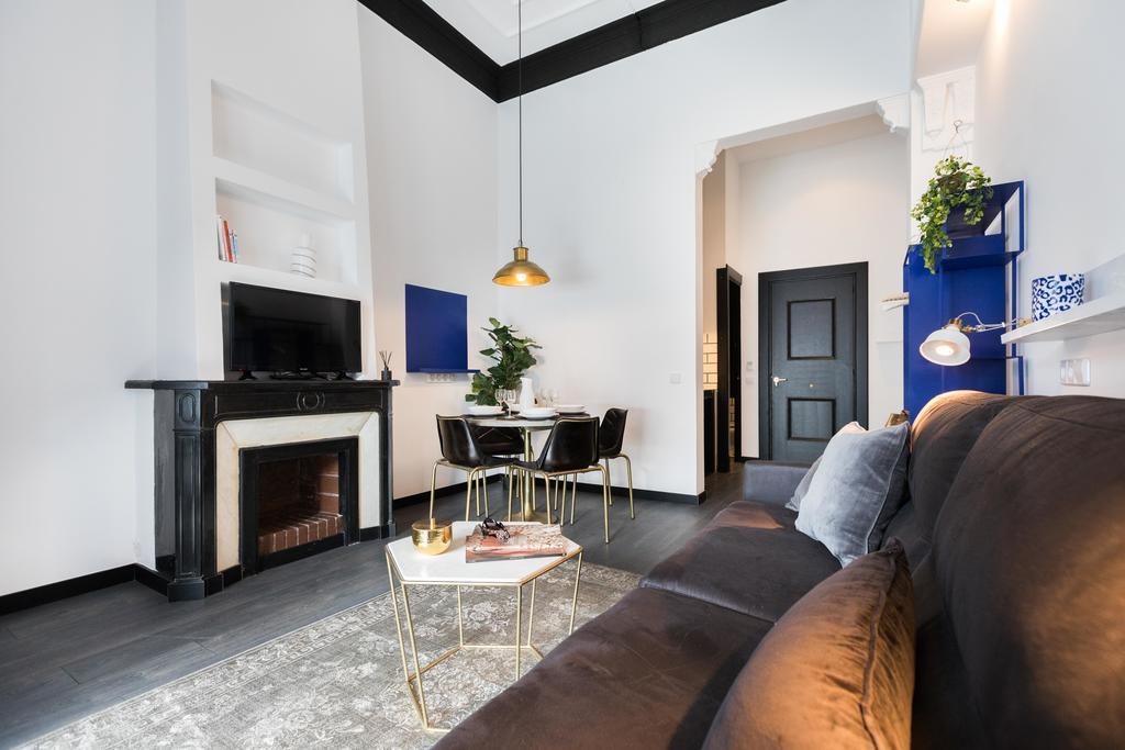 El Consell By The Streets Apartment Barcelona Ngoại thất bức ảnh