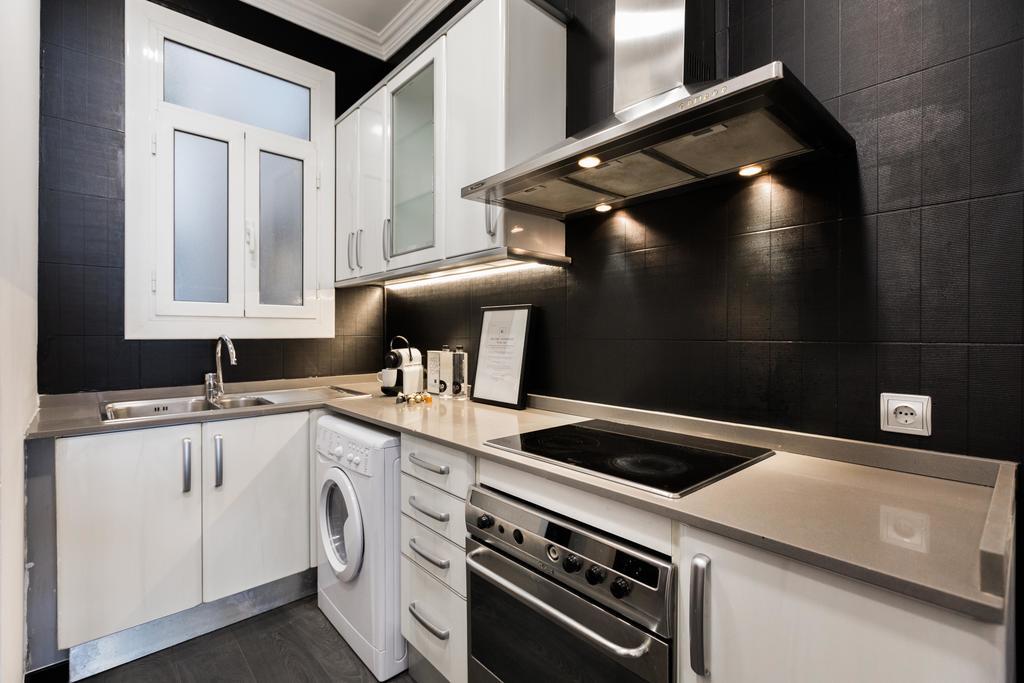 El Consell By The Streets Apartment Barcelona Ngoại thất bức ảnh