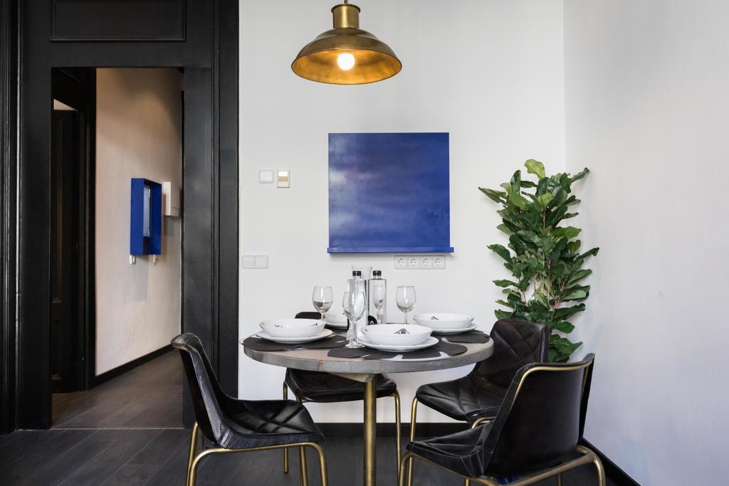 El Consell By The Streets Apartment Barcelona Ngoại thất bức ảnh