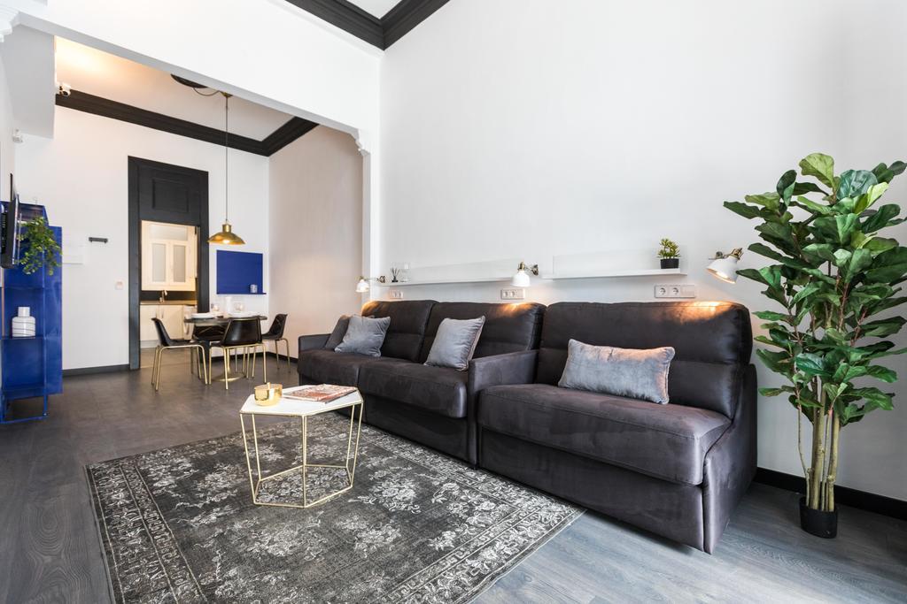 El Consell By The Streets Apartment Barcelona Ngoại thất bức ảnh