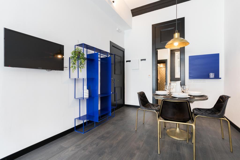 El Consell By The Streets Apartment Barcelona Ngoại thất bức ảnh