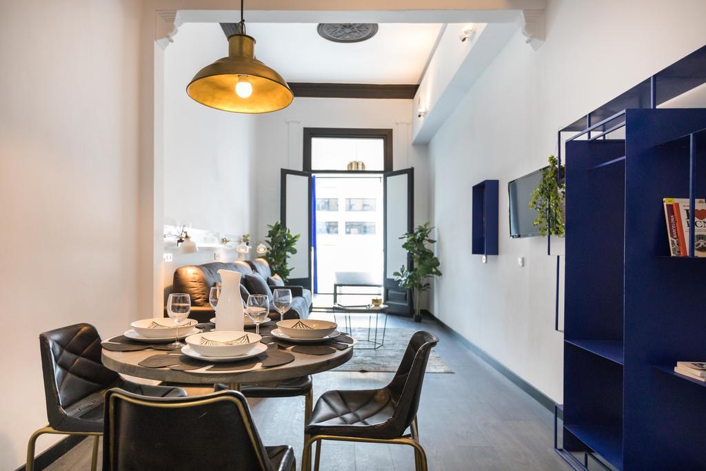 El Consell By The Streets Apartment Barcelona Ngoại thất bức ảnh